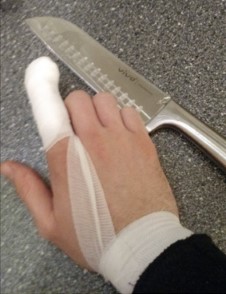 Albert Heijn mes vinger